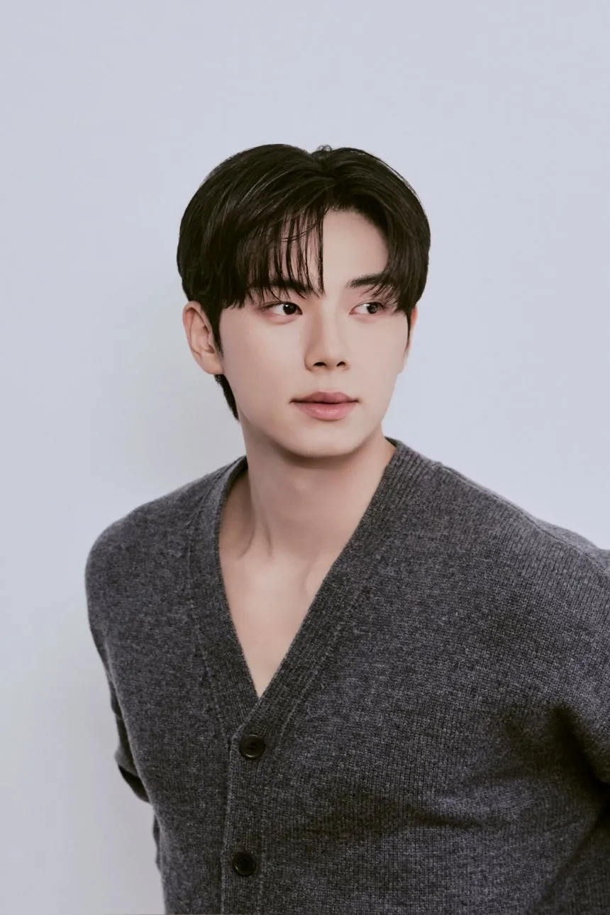 Hành trình kỳ diệu của ngôi sao “Bon Appétit, Your Majesty” Lee Chae Min - Ảnh 3.