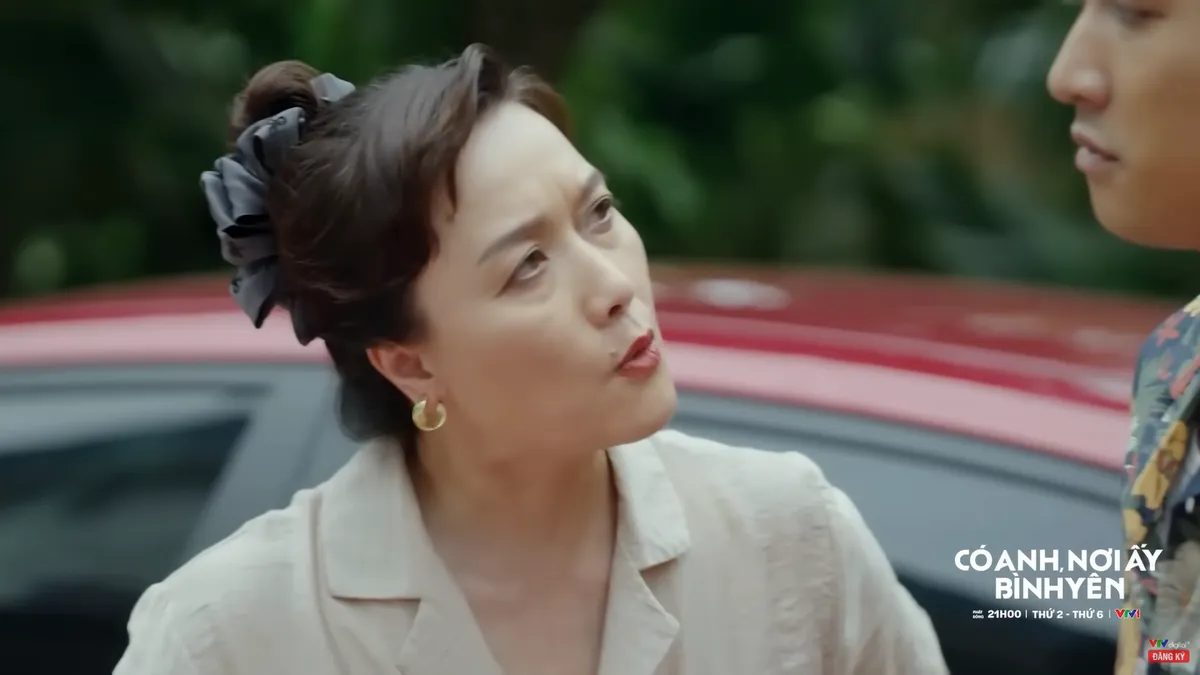 Có anh, nơi ấy bình yên - Tập 35: Vợ Chủ tịch xã ngỡ ngàng khi gặp người mua mỏ đá - Ảnh 2.